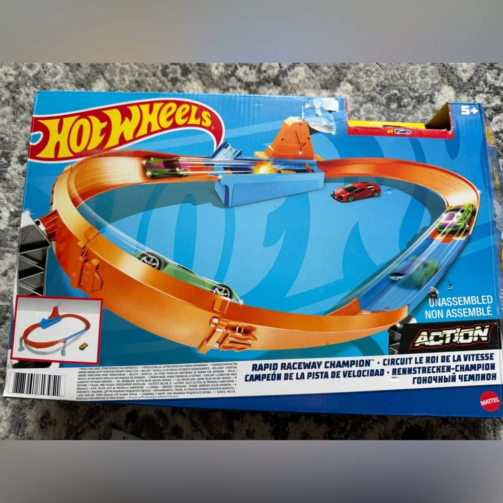 Brand new hot wheels rapid raceway champion